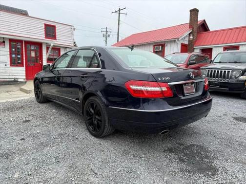2010 Mercedes-Benz E-Class E 350 4MATIC Sedan 4D