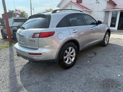2004 INFINITI FX35 Base