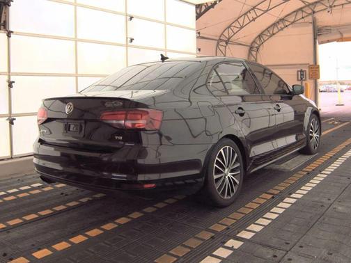 2016 Volkswagen Jetta 1.8T Sport