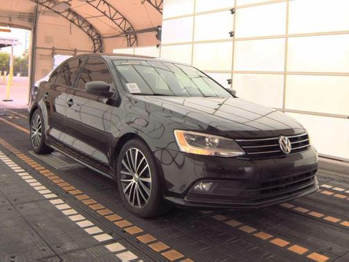 2016 Volkswagen Jetta 1.8T Sport
