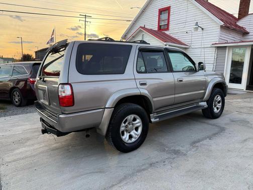2002 Toyota 4Runner SR5