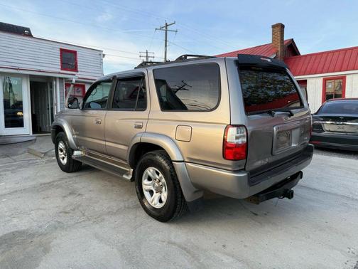 2002 Toyota 4Runner SR5