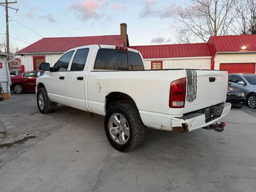 2002 Dodge Ram 1500 Short Bed