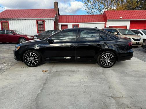 2016 Volkswagen Jetta 1.8T Sport