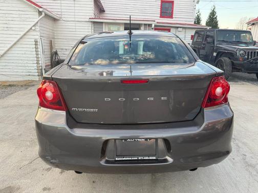 2014 Dodge Avenger SE