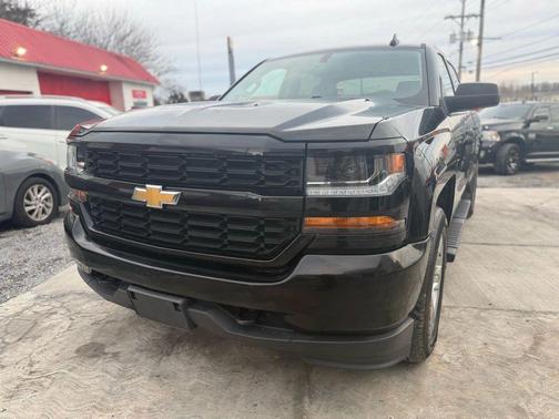 2018 Chevrolet Silverado 1500 Custom
