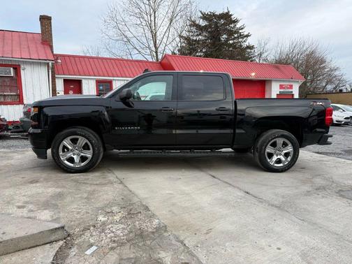 2018 Chevrolet Silverado 1500 Custom