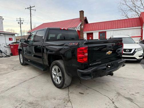2018 Chevrolet Silverado 1500 Custom