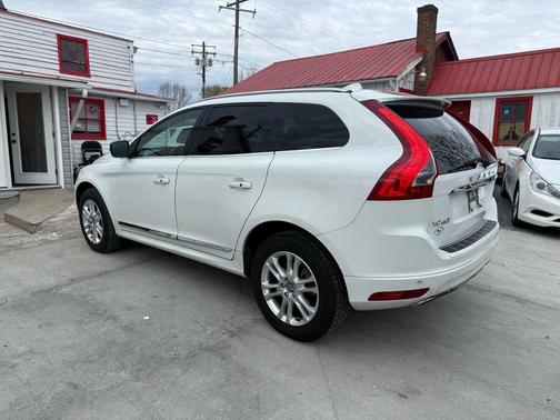 2016 Volvo XC60 T5 Premier