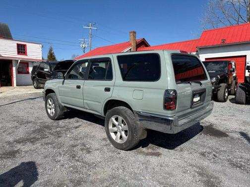 1999 Toyota 4Runner Base
