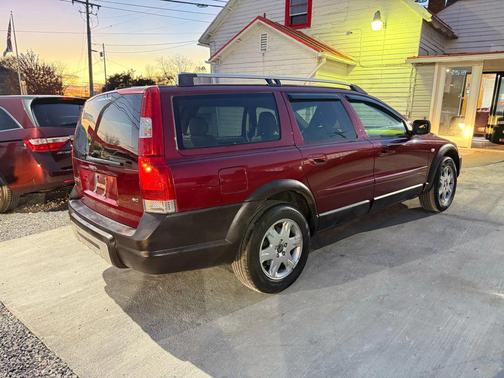 2005 Volvo XC70 2.5T