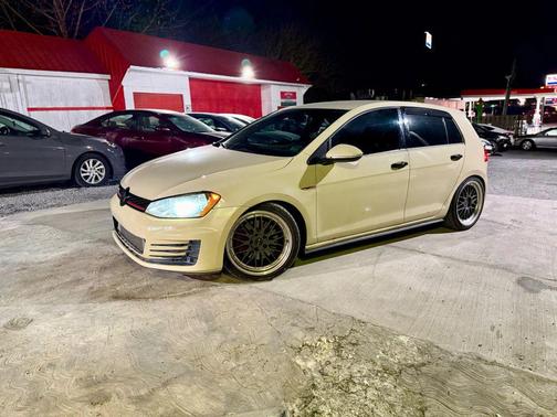 2017 Volkswagen Golf GTI 2.0T S 4-Door