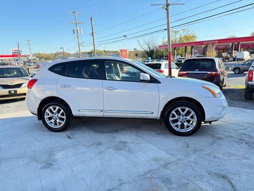 2011 Nissan Rogue SV