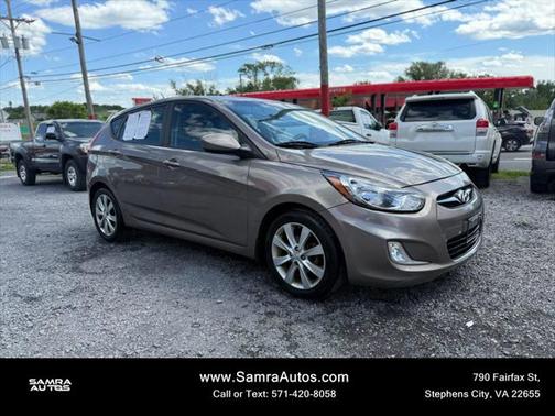 2012 Hyundai Accent SE