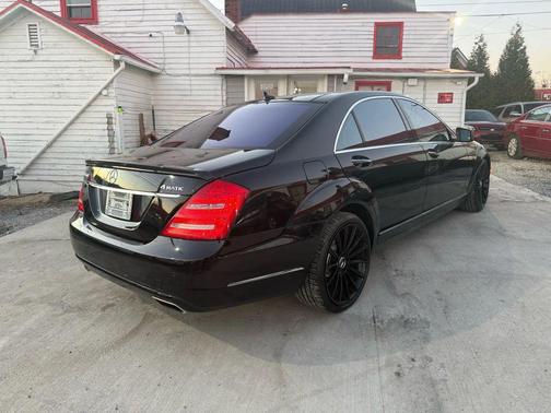 2013 Mercedes-Benz S-Class 4MATIC