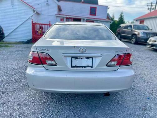 2002 Lexus ES 300 Base
