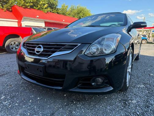 2011 Nissan Altima 3.5 SR