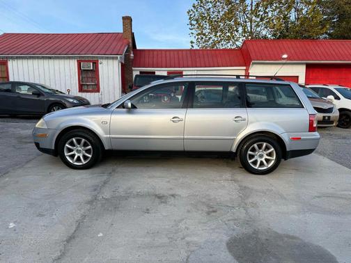 2004 Volkswagen Passat GLS V6 4Motion
