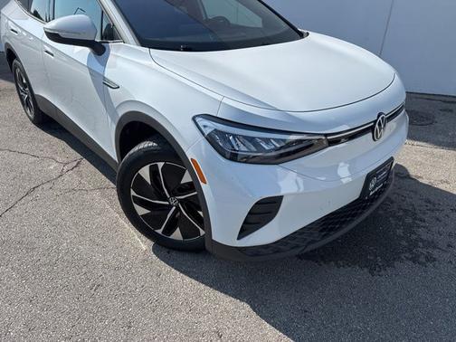 2022 Volkswagen ID.4 Pro