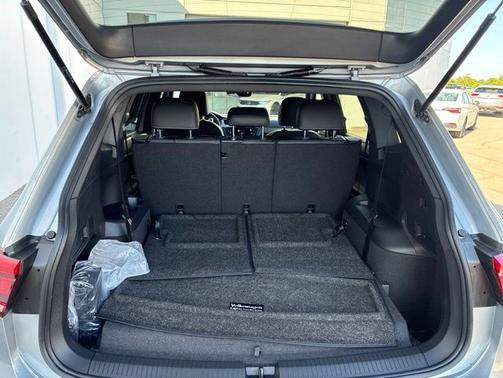 Pyrite Silver Metallic 2023 Volkswagen Tiguan 2.0T SE R-Line Black