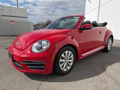 2019 Volkswagen Beetle 2.0T S