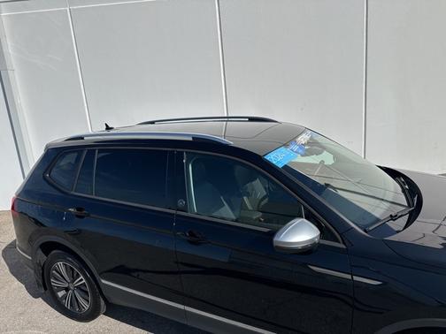 2024 Volkswagen Tiguan 2.0T Wolfsburg