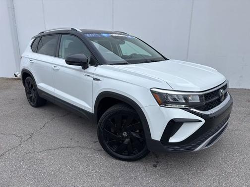 2024 Volkswagen Taos 1.5T SE