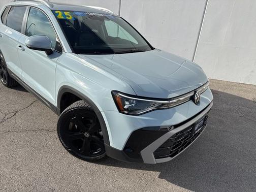 2025 Volkswagen Taos 1.5T SEL