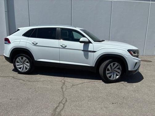 Pure White 2023 Volkswagen Atlas Cross Sport 2.0T SE w/ Technology