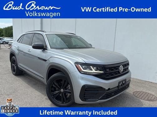 Pyrite Silver Metallic 2023 Volkswagen Atlas Cross Sport 3.6 V6 SEL R-Line Black