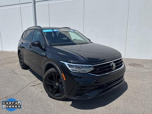 2024 Volkswagen Tiguan 2.0T SE R-Line Black