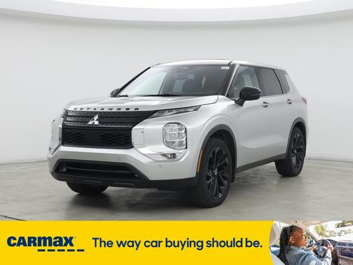 2022 Mitsubishi Outlander Black Edition