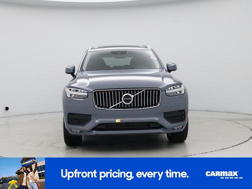 2021 Volvo XC90 T6 Momentum