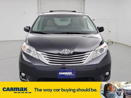 2017 Toyota Sienna XLE Premium