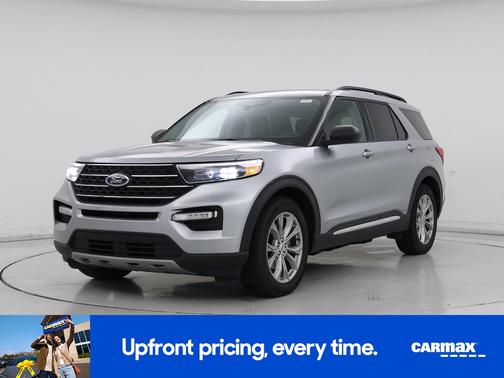 Silver 2023 Ford Explorer XLT