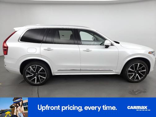 2022 Volvo XC90 Recharge Plug-In Hybrid T8 Inscription Expression