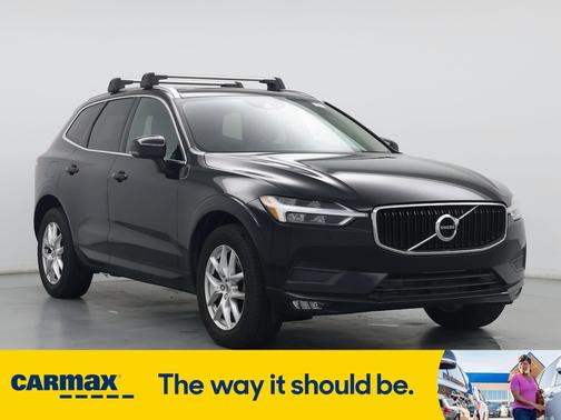 2021 Volvo XC60 T5 Momentum