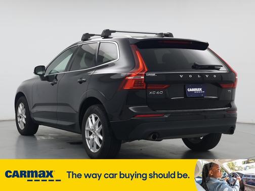 2021 Volvo XC60 T5 Momentum