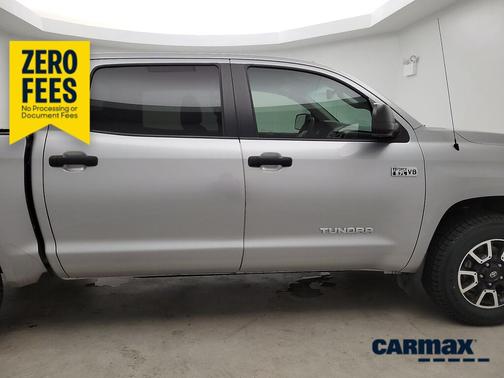 Silver 2017 Toyota Tundra SR5