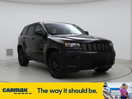 2017 Jeep Grand Cherokee Laredo