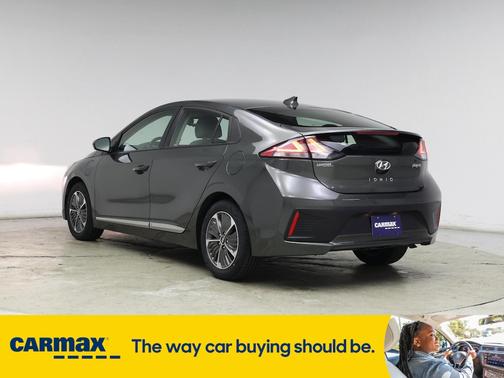 2021 Hyundai IONIQ Plug-In Hybrid SE
