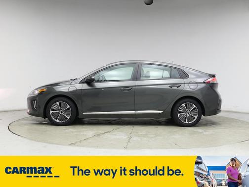 2021 Hyundai IONIQ Plug-In Hybrid SE