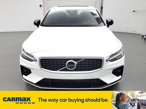 2019 Volvo S60 T6 R-Design