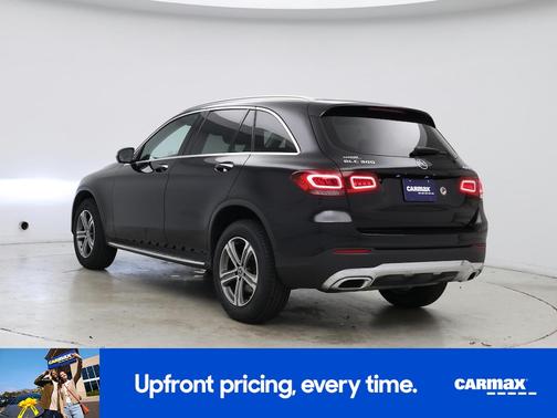 Black 2022 Mercedes-Benz GLC 300