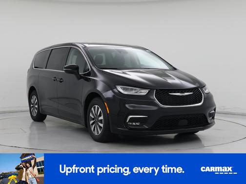 Black 2023 Chrysler Pacifica Hybrid Touring L