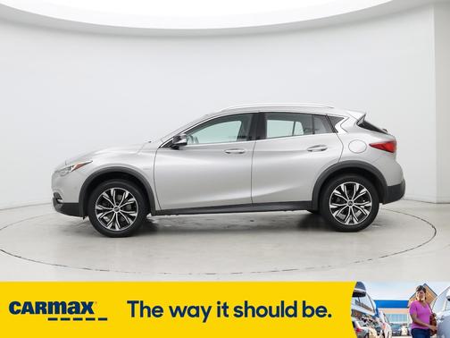 2018 INFINITI QX30 Premium