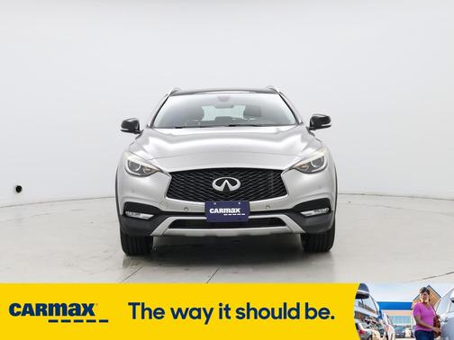 2018 INFINITI QX30 Premium