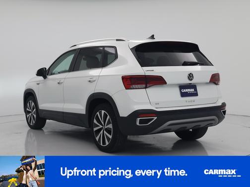 White 2022 Volkswagen Taos SE