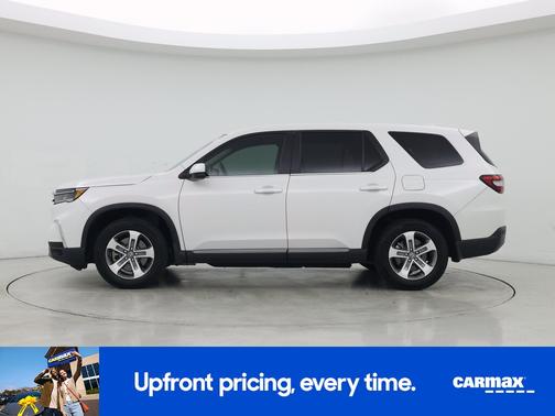 White 2023 Honda Pilot EX-L