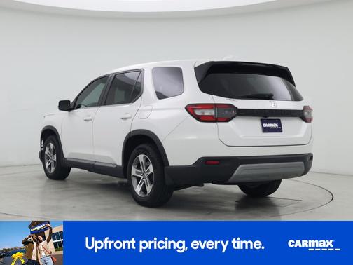 White 2023 Honda Pilot EX-L